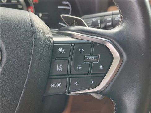 Used 2024 Lexus LX 600 4WD w/ Appearance Package image 12