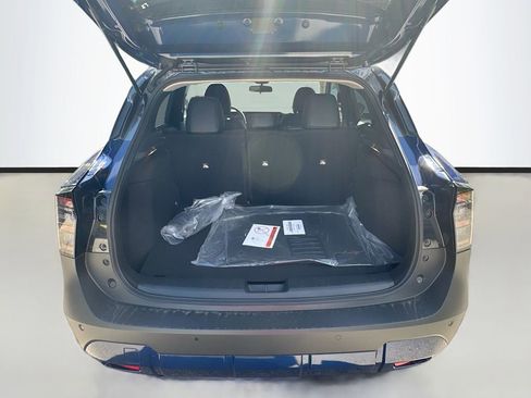 New 2025 Nissan Kicks SR image 25