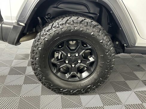 Used 2023 Jeep Wrangler Unlimited image 20