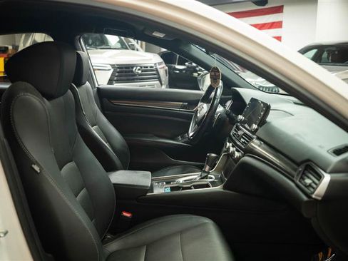 Used 2021 Honda Accord Sport image 13