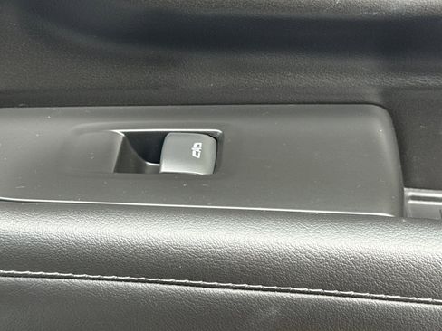 Used 2023 Chevrolet Tahoe LT w/ Luxury Package image 22