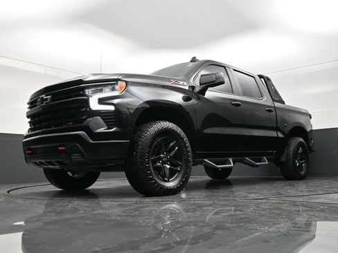 Used 2022 Chevrolet Silverado 1500 LT Trail Boss AWD/4WD image 23