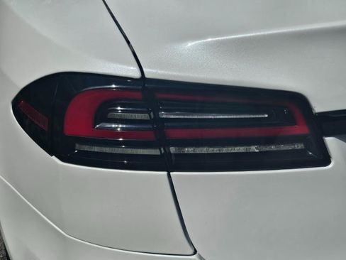 Used 2023 Tesla Model S AWD/4WD image 28