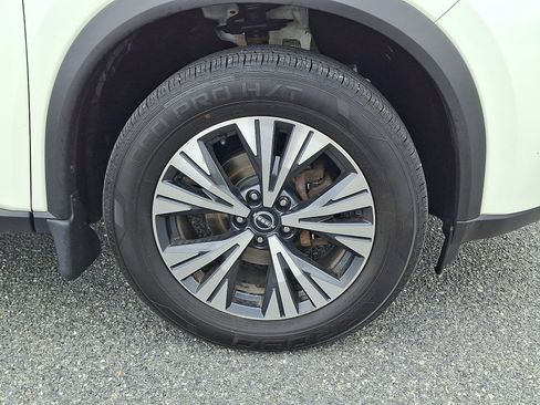 Used 2020 Nissan Rogue SV AWD/4WD image 8