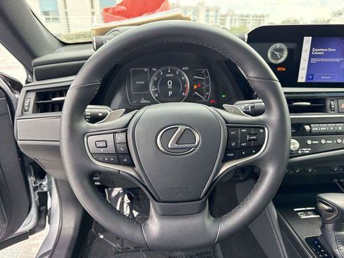 Certified 2024 Lexus ES 350 w/ Premium Package FWD image 14