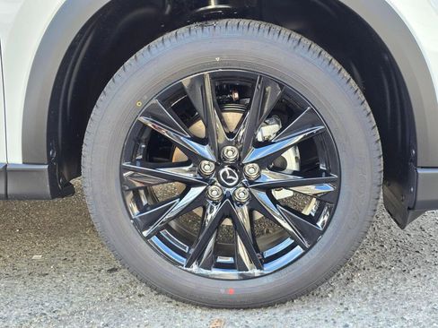 New 2025 MAZDA CX-5 Carbon Edition image 9