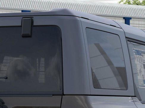 New 2025 Ford Bronco Badlands image 25