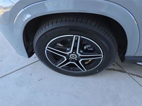 New 2026 Mercedes-Benz GLE 450 4MATIC image 11