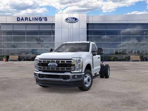 New 2026 Ford F350 XL w/ XL Chrome Package AWD/4WD image 2