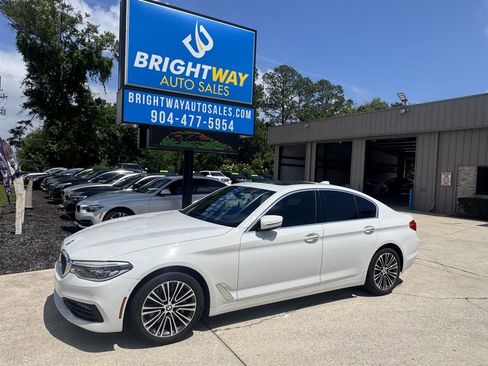 Used 2018 BMW 530i RWD image 1