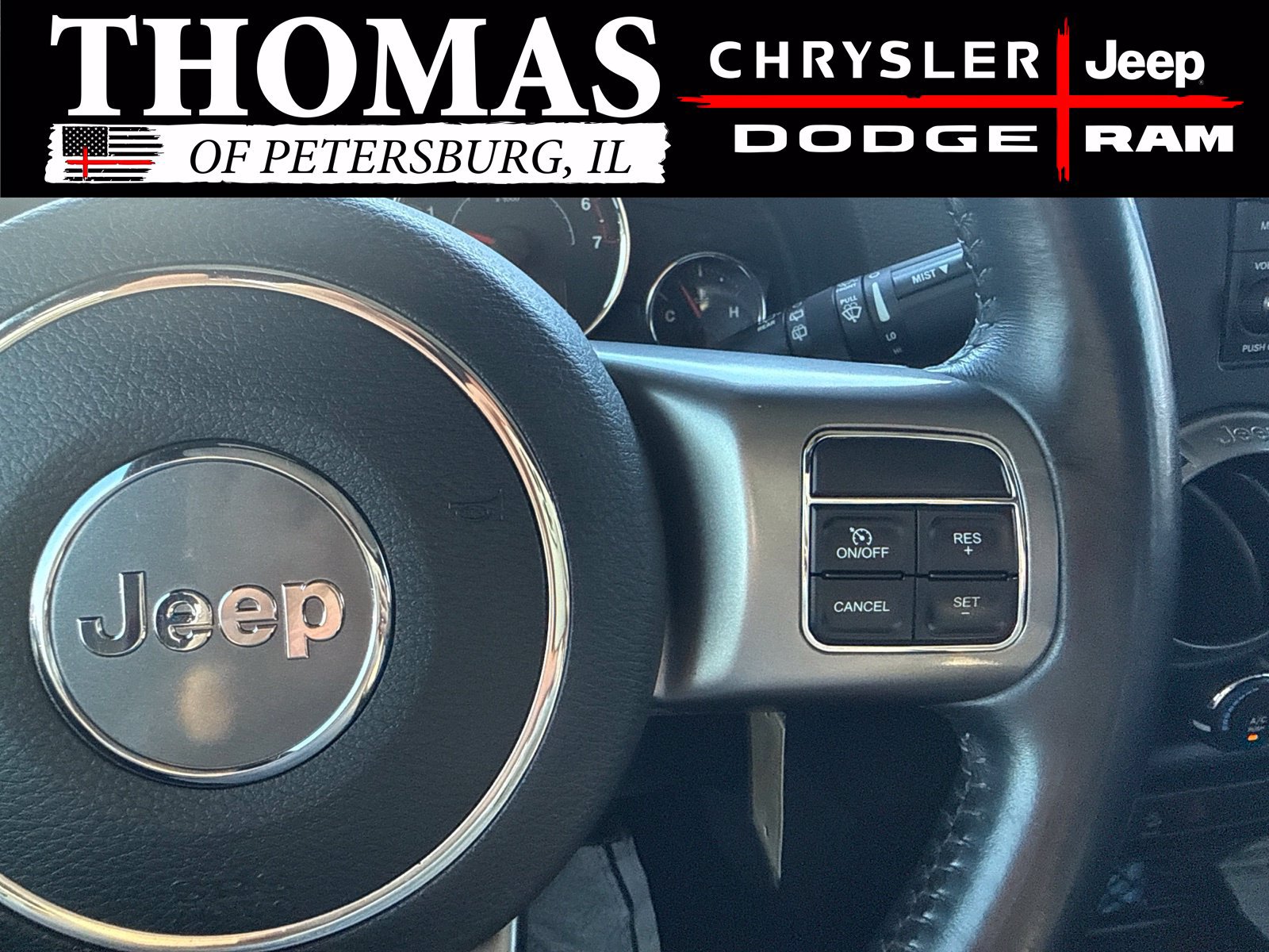 Used 2018 Jeep Wrangler Unlimited Sahara w/ Dual Top Group AWD/4WD image 15