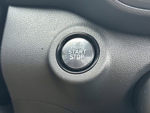 New 2026 Hyundai Venue SEL image 22