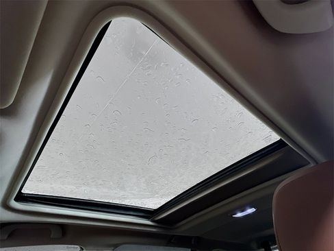 Used 2022 Subaru Forester Touring w/ Popular Package #2 image 20