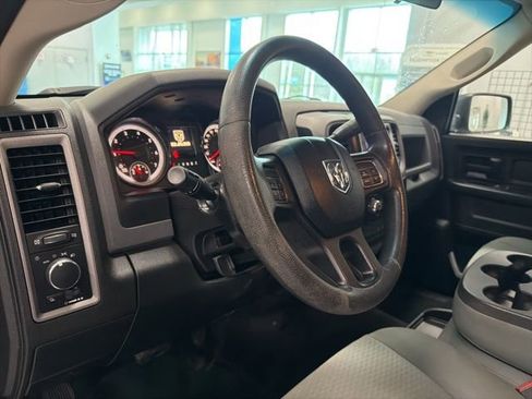 Used 2017 RAM 1500 ST w/ SXT Appearance Group image 15