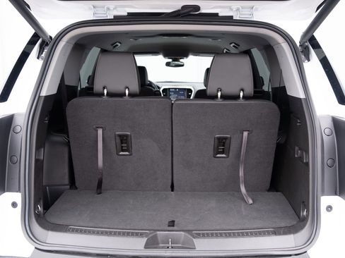 Used 2023 GMC Acadia SLT AWD/4WD image 25