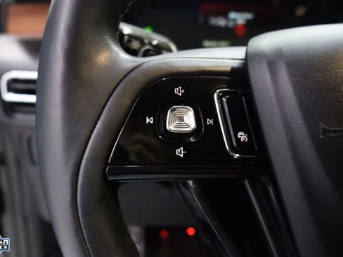 Used 2022 Lincoln Corsair Reserve w/ Elements Package image 16