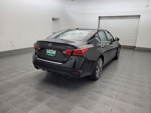 Used 2023 Nissan Altima 2.5 SL AWD/4WD image 9