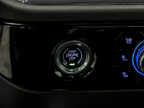 Used 2023 GMC Sierra 1500 SLT w/ SLT Convenience Package image 18