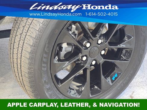 Used 2023 Jeep Wrangler Unlimited Sahara image 25