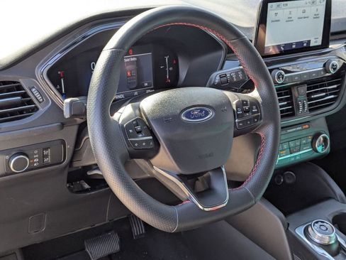 Used 2025 Ford Escape ST-Line image 15