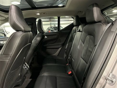 Certified 2023 Volvo XC40 B5 Plus w/ Protection Package image 22