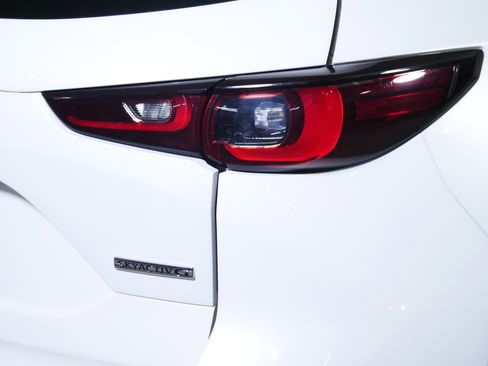 Used 2023 MAZDA CX-5 AWD 2.5 S w/ Premium Plus Pkg image 17