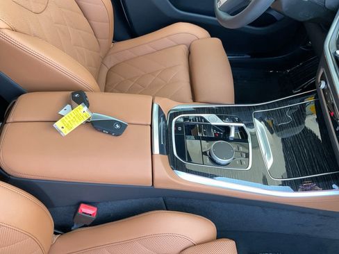 Used 2026 BMW X5 sDrive40i w/ M Sport Package RWD image 34