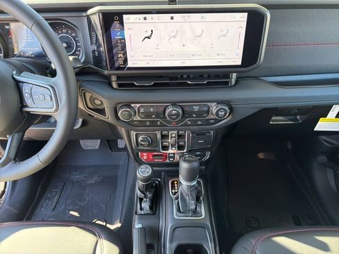 New 2026 Jeep Gladiator Rubicon AWD/4WD image 41