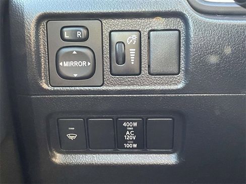 Used 2018 Toyota 4Runner SR5 image 16