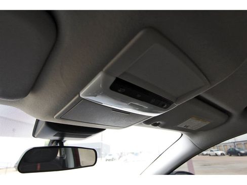 Certified 2025 Nissan Sentra SR FWD image 21