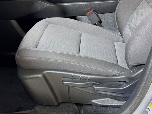 Certified 2026 Chevrolet Equinox LT FWD image 17