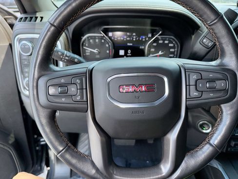 Used 2021 GMC Sierra 1500 AT4 w/ AT4 Value Package AWD/4WD image 16