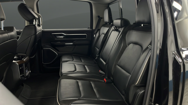 Used 2022 RAM 1500 Laramie AWD/4WD image 22