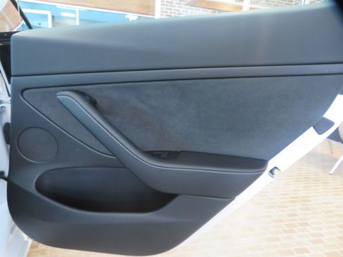 Used 2021 Tesla Model 3 Long Range AWD/4WD image 20