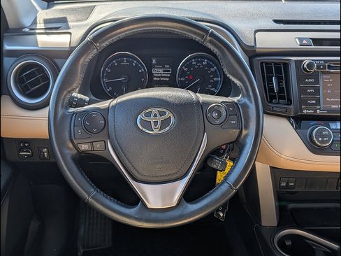 Used 2016 Toyota RAV4 XLE AWD/4WD image 16