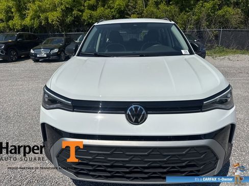 Used 2025 Volkswagen Taos S image 8