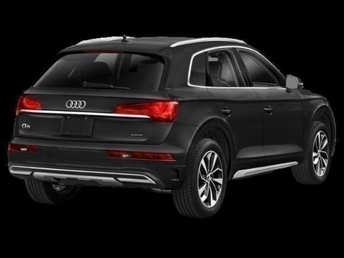 Used 2022 Audi Q5 2.0T Premium image 2