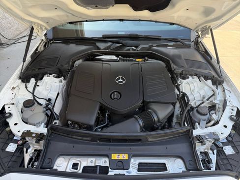Used 2024 Mercedes-Benz C 300 Sedan image 34