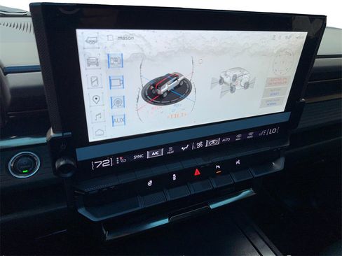 Used 2024 GMC Hummer EV 3X image 37