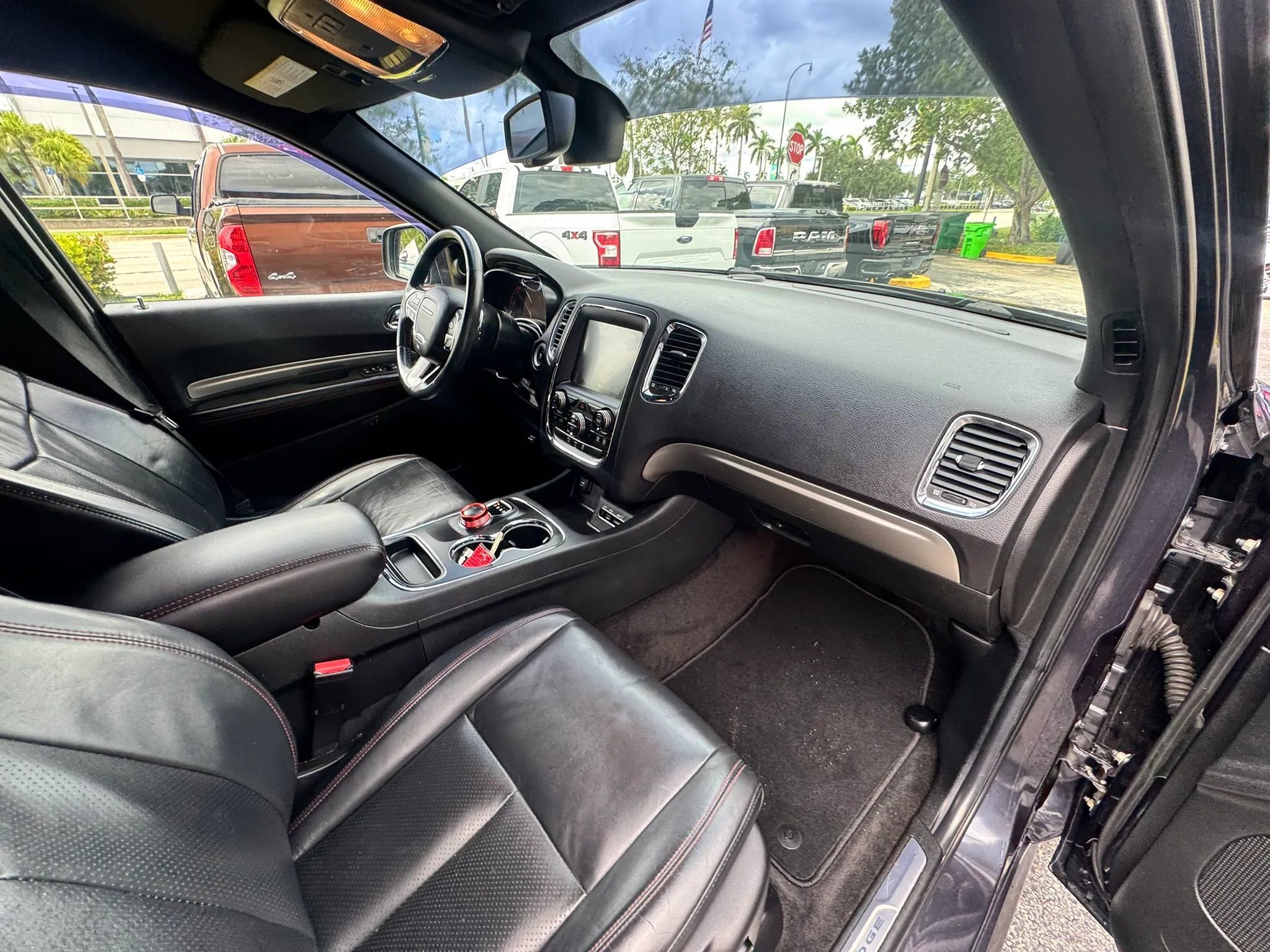 Used 2014 Dodge Durango R/T RWD image 24
