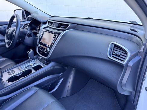 Used 2021 Nissan Murano SL image 16