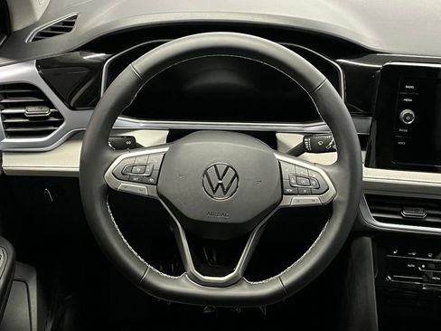 New 2026 Volkswagen Taos SE AWD/4WD image 7