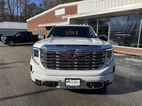 Used 2024 GMC Sierra 1500 Denali w/ Denali Reserve Package image 3