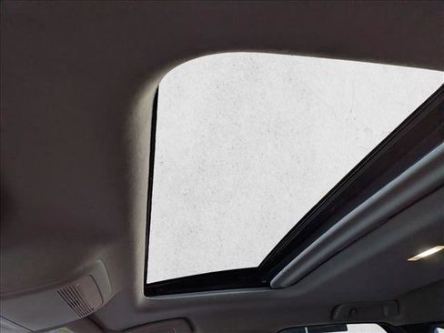 Used 2024 MAZDA CX-30 AWD 2.5 S w/ Preferred Package image 15