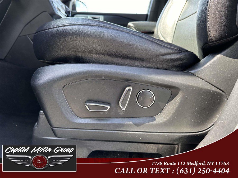 Used 2020 Ford Explorer Limited AWD/4WD image 12
