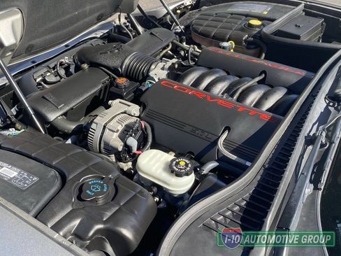 Used 2001 Chevrolet Corvette Convertible w/ Preferred Equipment Group2 RWD image 9