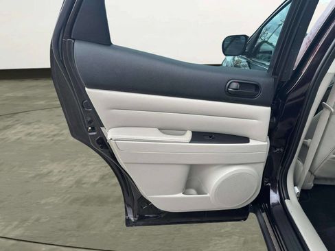 Used 2011 MAZDA CX-7 i Touring FWD image 12