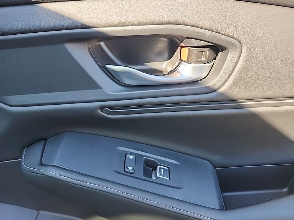 Certified 2025 Honda Accord Sport image 5