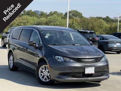 Used 2022 Chrysler Voyager LX