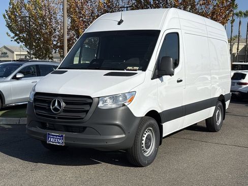 New 2026 Mercedes-Benz Sprinter 2500 image 9
